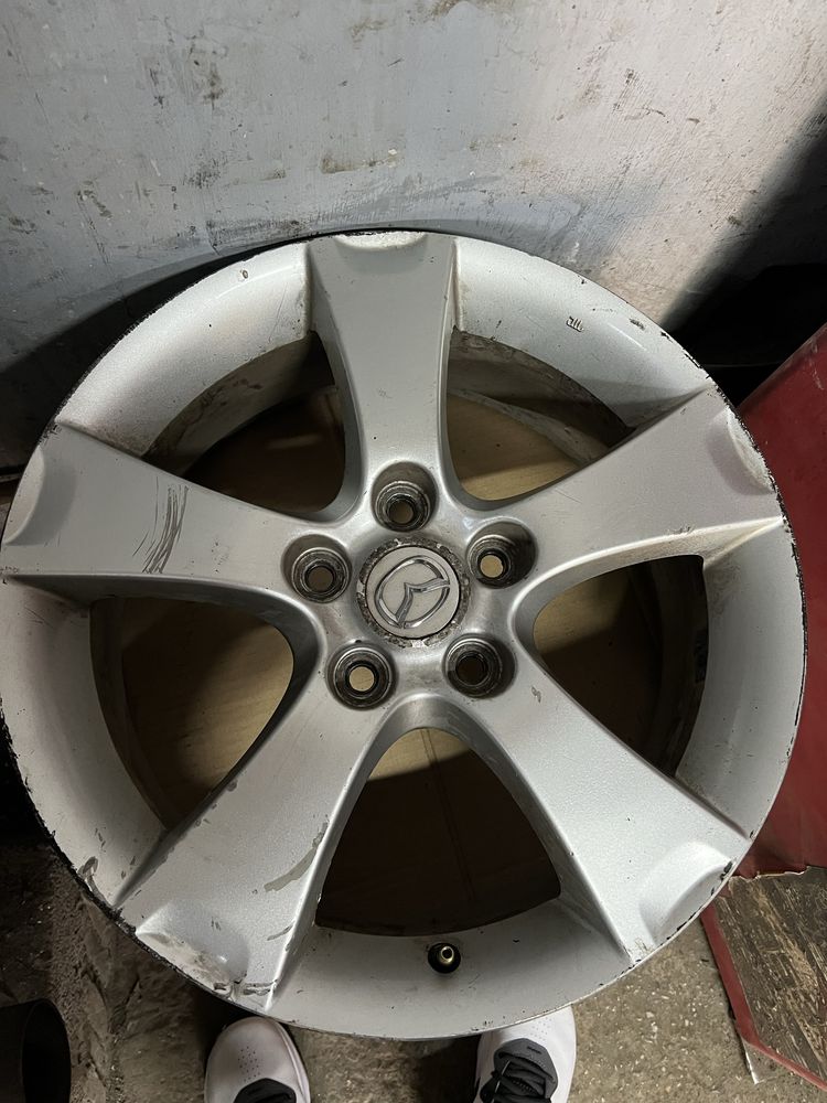 Диски тітани з резиною r17 5/114,3