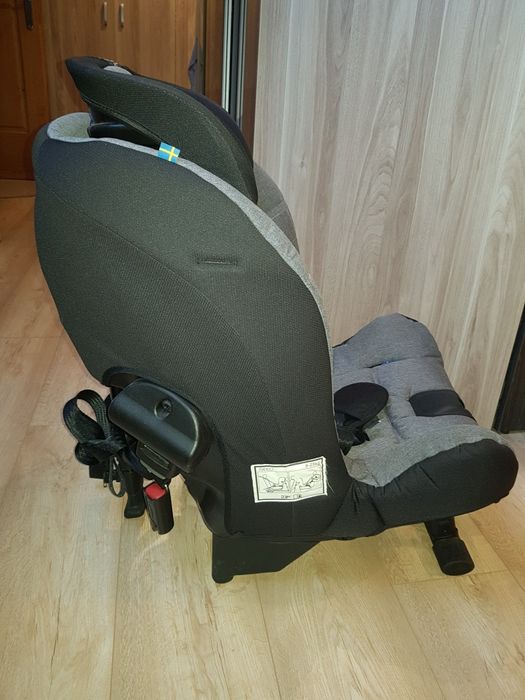 Fotelik samochodowy Axkid Minikid 9-25kg bezwypadkowy