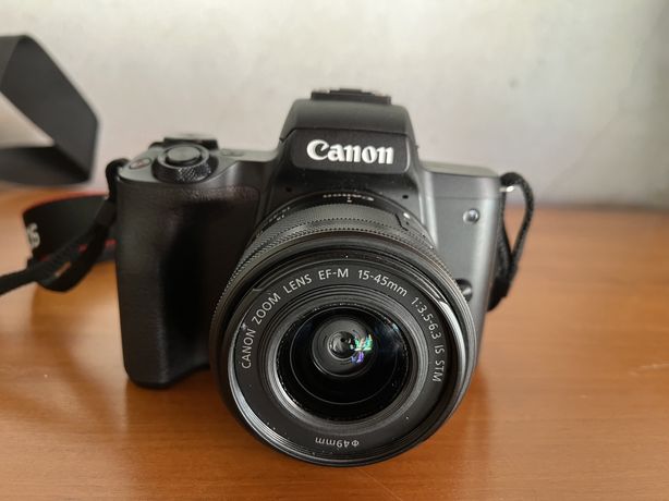 Máquina fotográfica CANON EOS M50 com garantia até 2024!