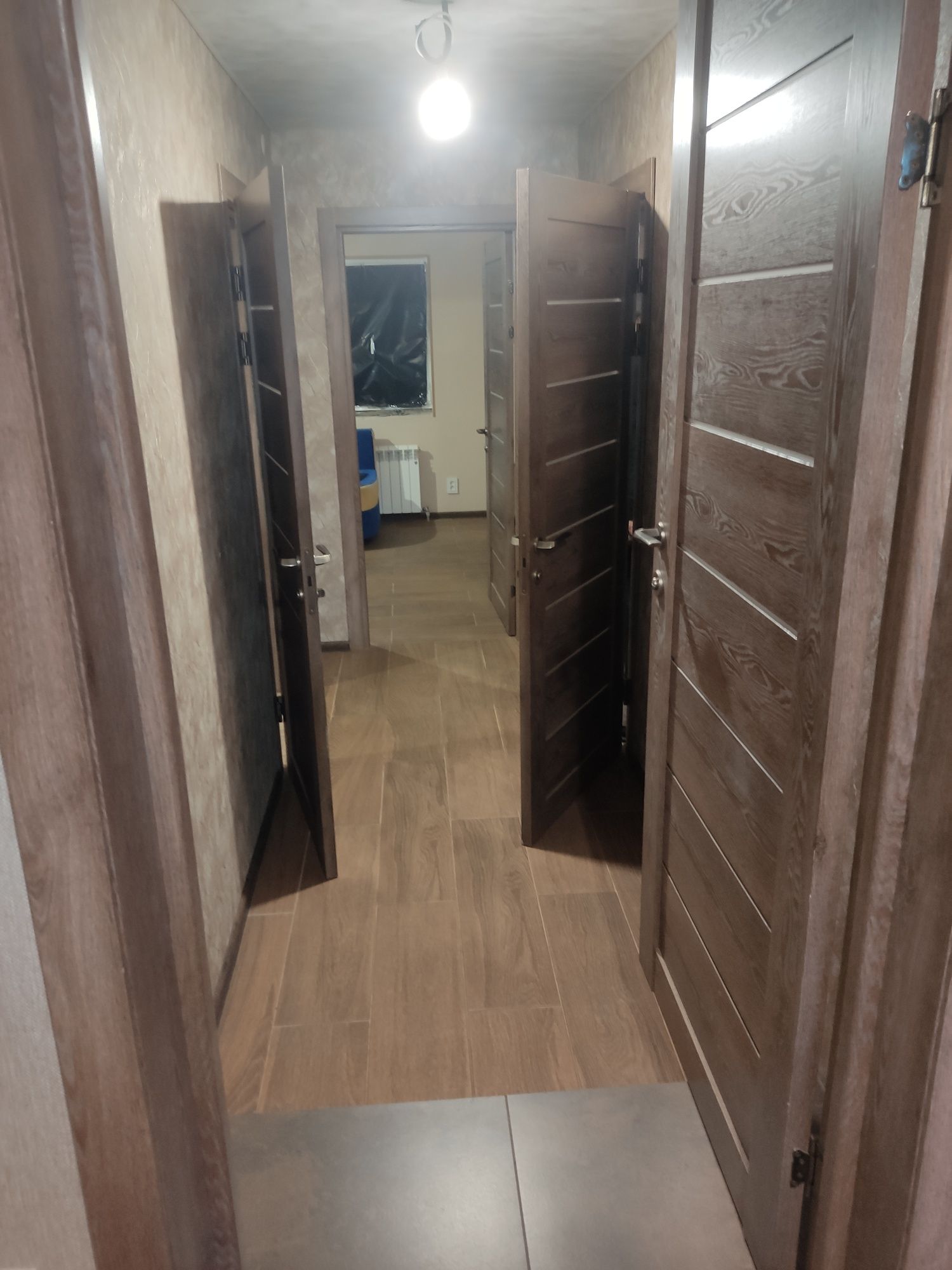 Продам 2-х поверховий будинок