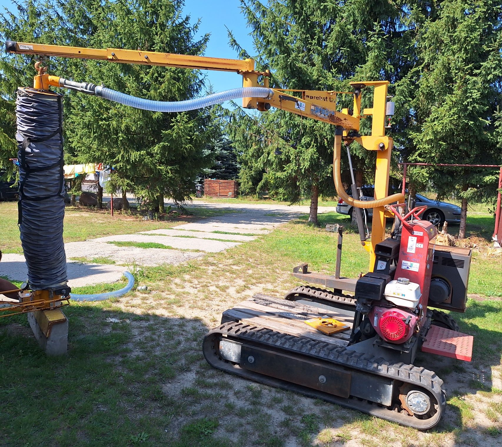 Układarka do kraweznikow PROBST TM mobil 2010 r, optimas gasienice