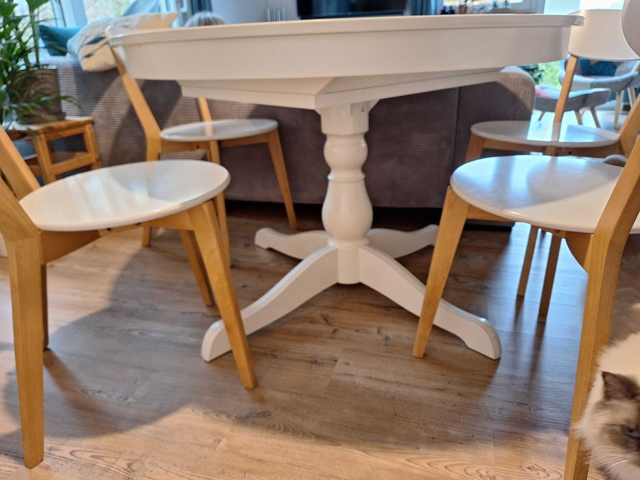 Stół + Krzesła 4szt. komplet