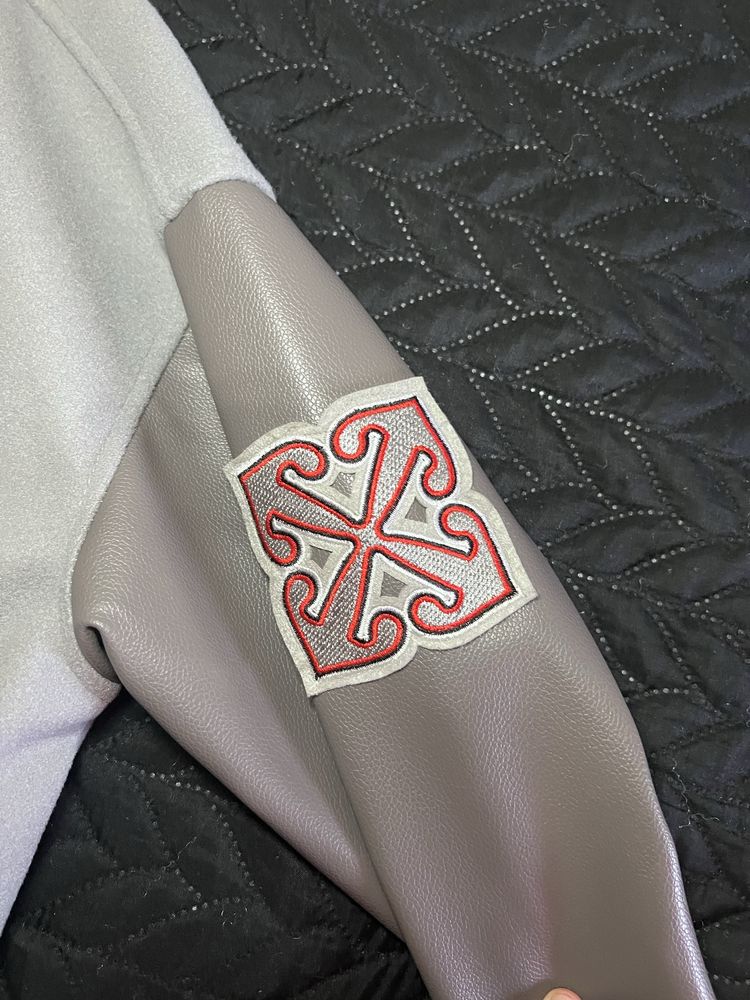 Casaco Off-White x AC Milan