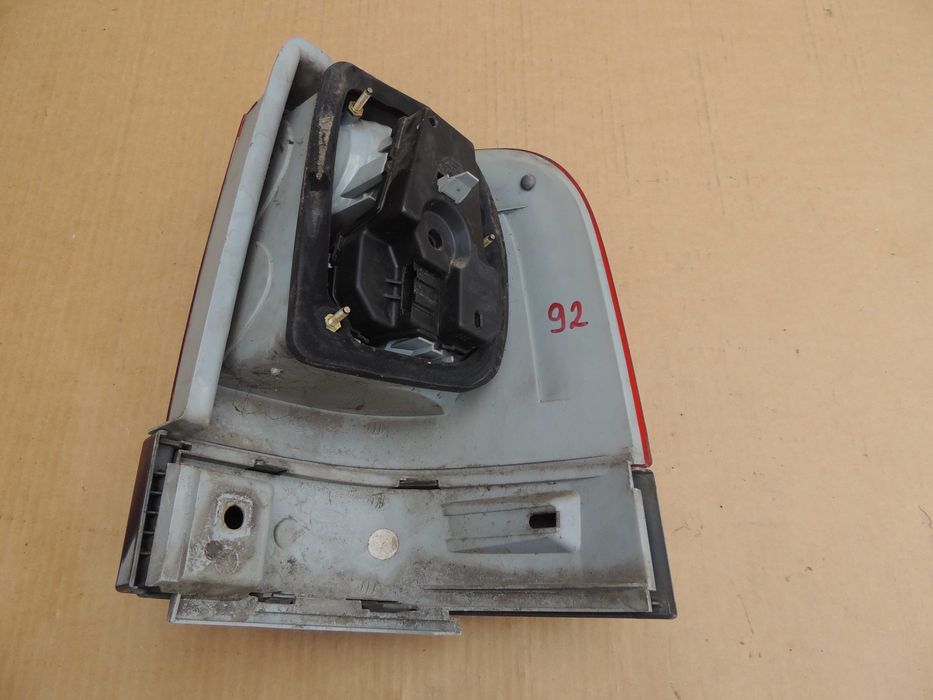 Lampa tył tylna lewa europejska Ford Galaxy LIFT 00,01,02,03,04