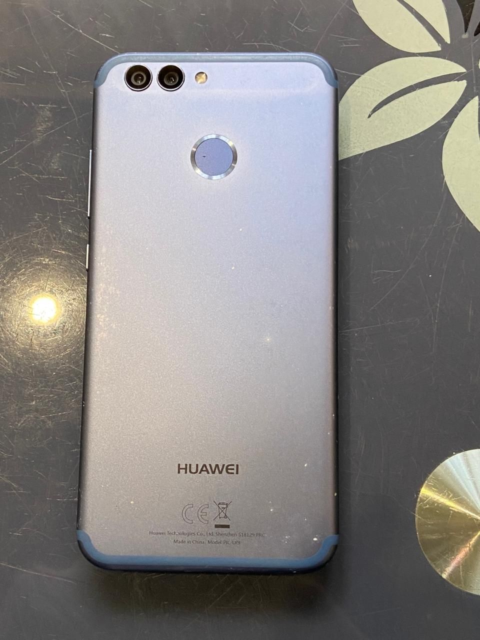 Продам Huawei Nova2