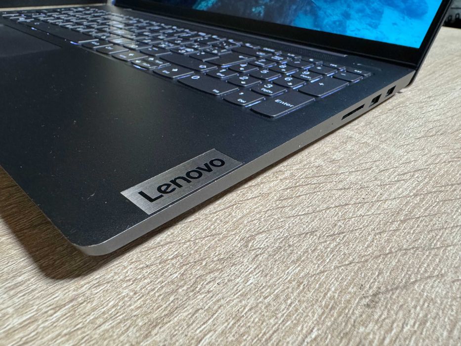 Ноутбук Lenovo ideapad 5   І3-11-го покоління як новий!