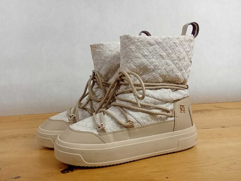 Śniegowce TOMMY HILFIGER, Lace-Up Monogram, Snowboot, rozmiar 38