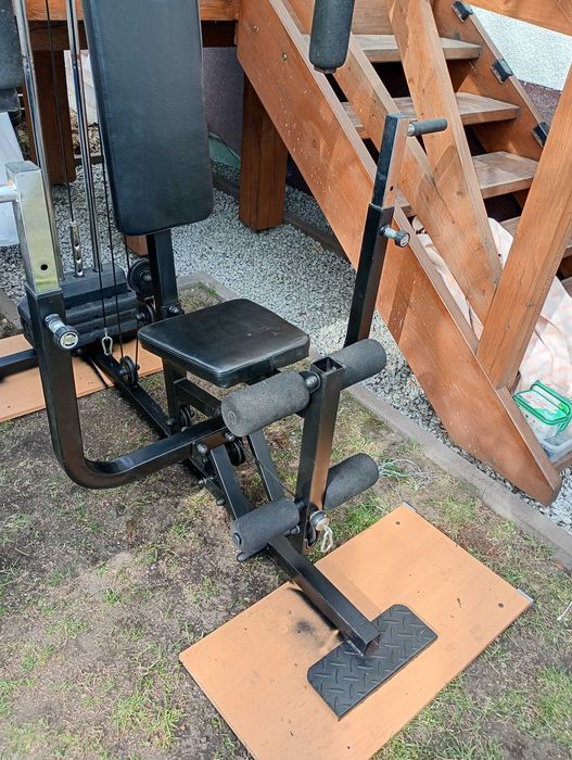 Atlas do ćwiczeń z wioślarzem