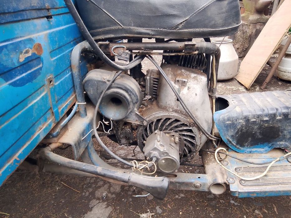 продам мотороллер муравей