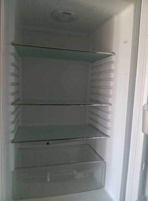 Frigorífico usado em bom estado