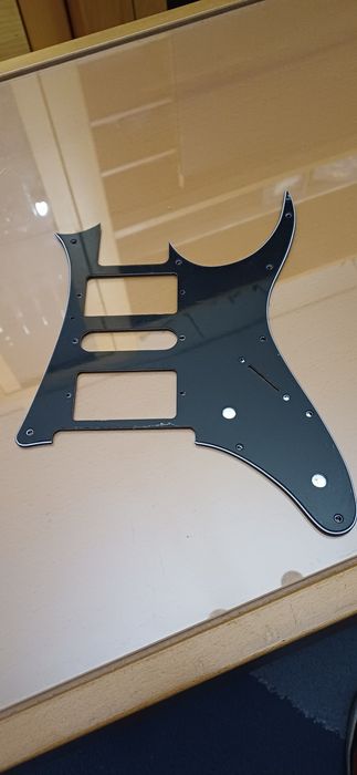 Pickguarg ibanêz novo