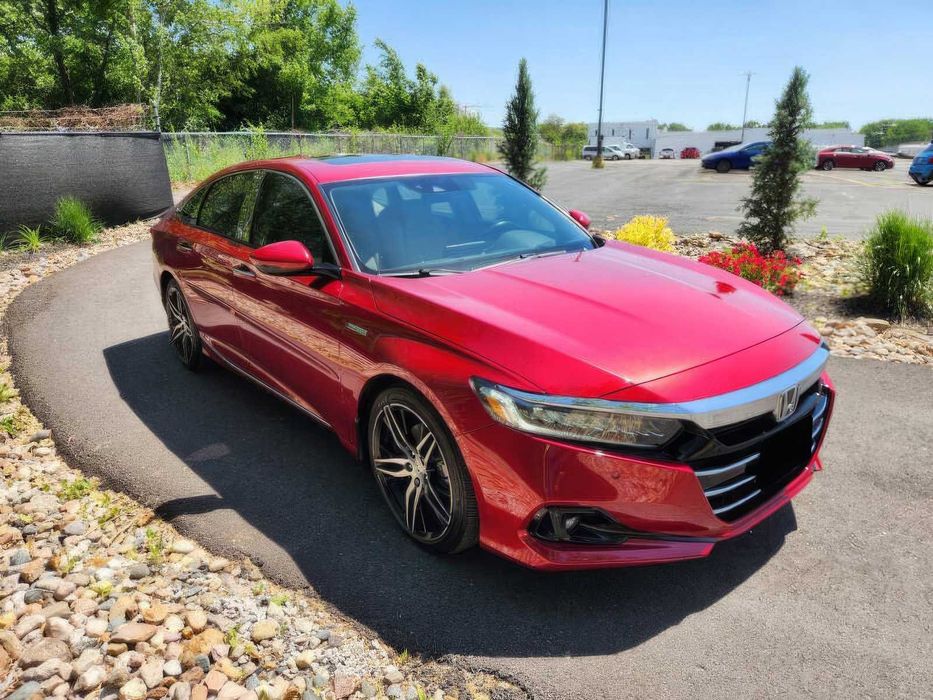 Honda Accord Hybrid Touring      2021