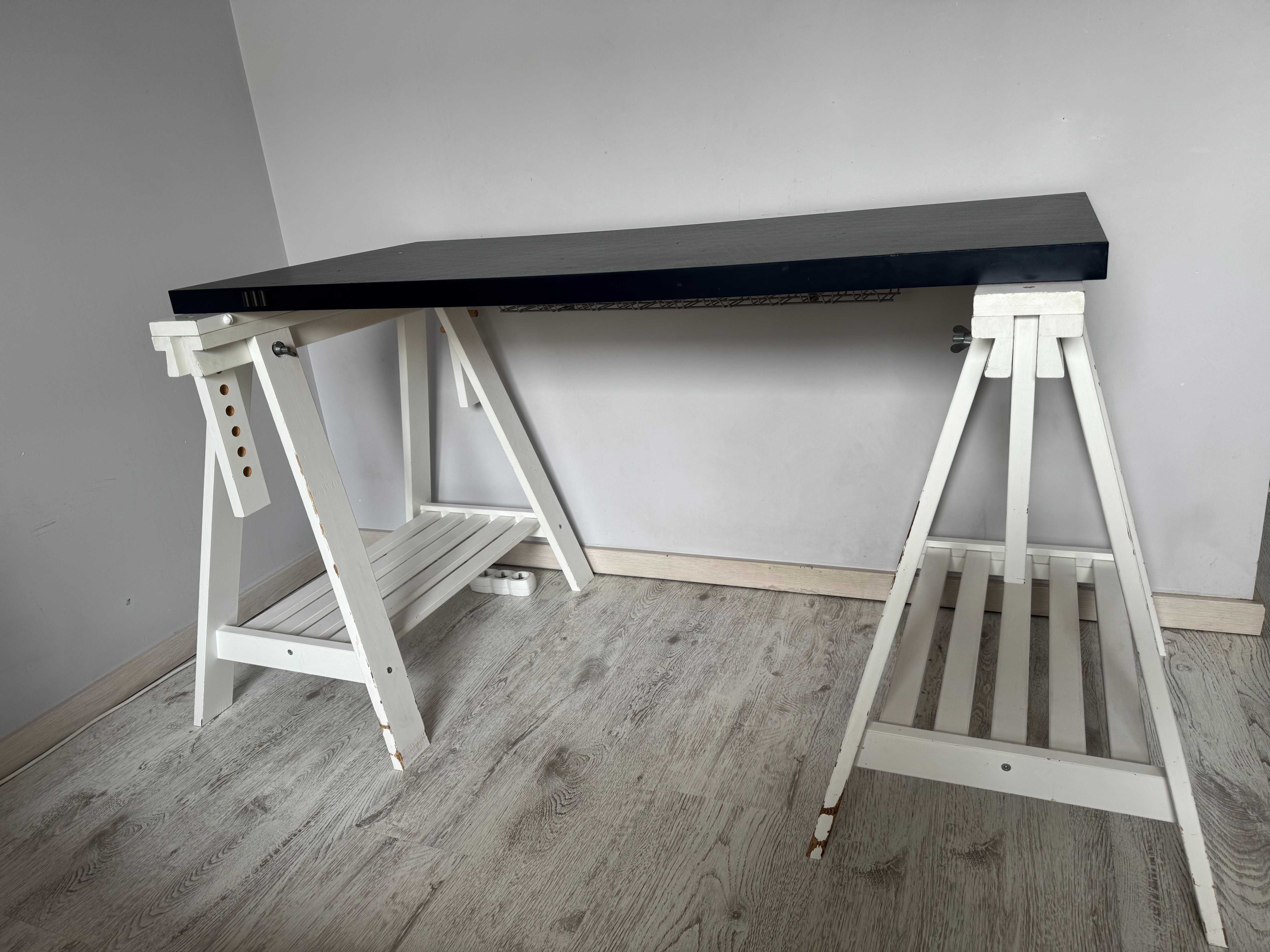 Blat biurka z półką na kable IKEA