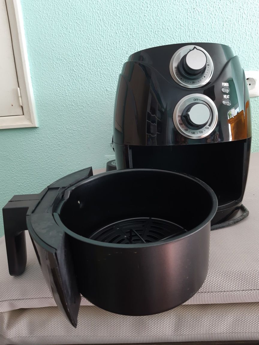 Air fryer como nova, frita sem óleo