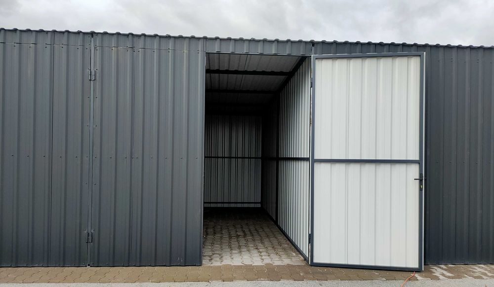 Wynajmę garaż/magazyn 16m2 - bezpośrednio