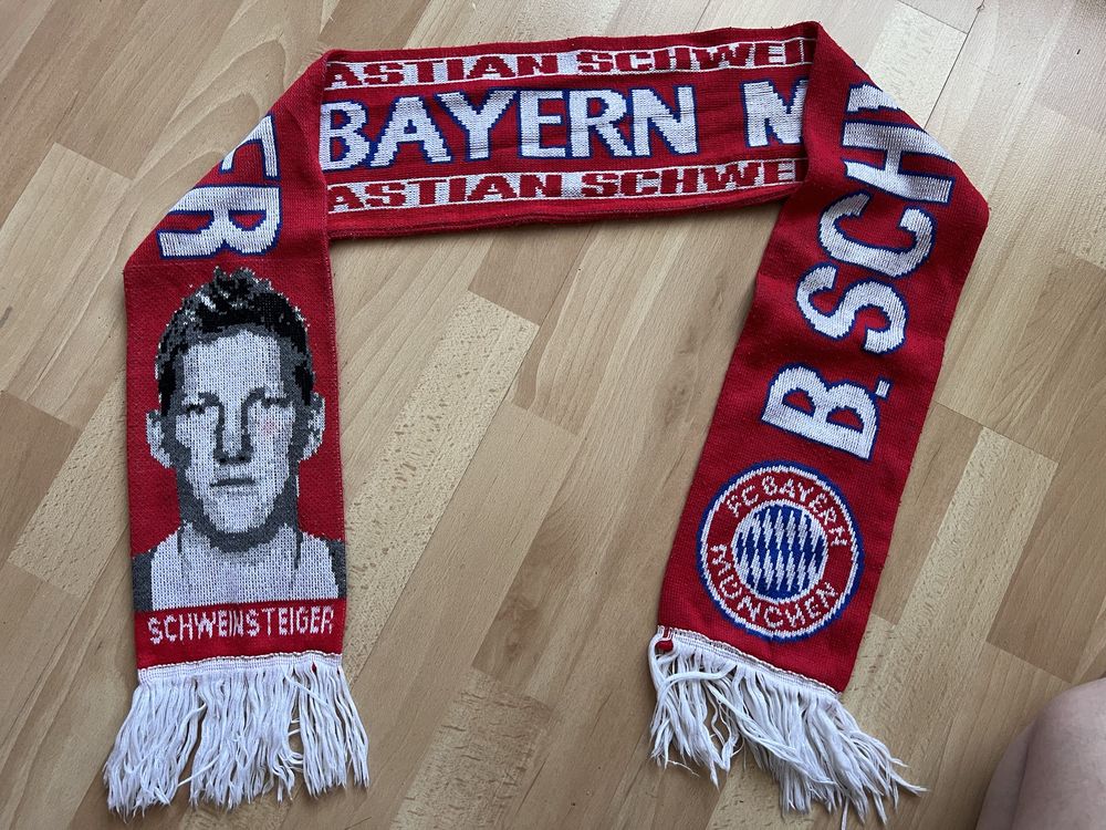 футбольный шарф Bayern Munchen Bastian Schweinsteiger