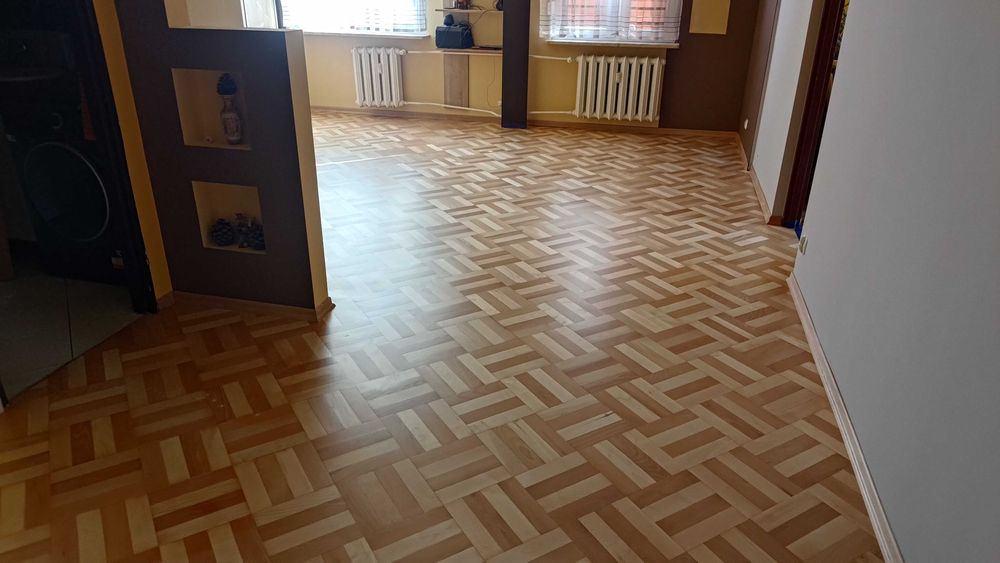 Cyklinowanie bezpyłowe, renowacja podłóg oraz schodów drewnianych