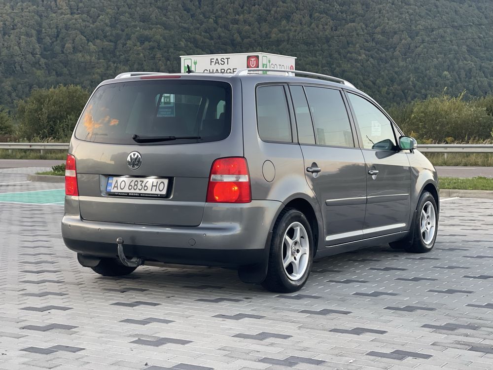 VW Touran 2.0 TDI Maximal