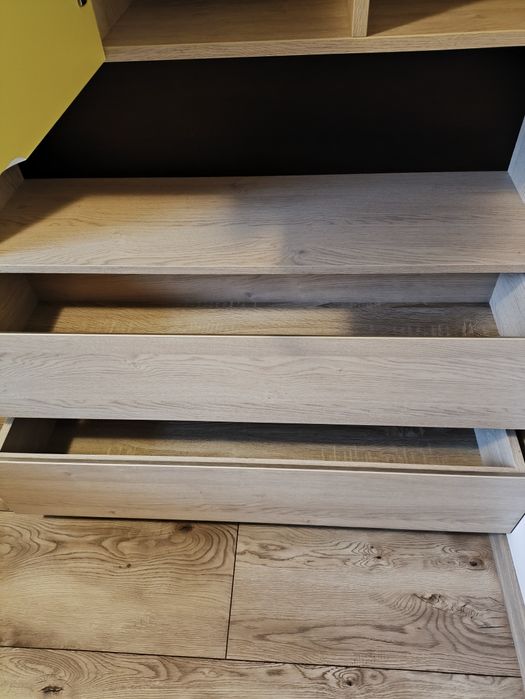 Regał dziecięcy domek żółty daszek jasne drewno szuflady