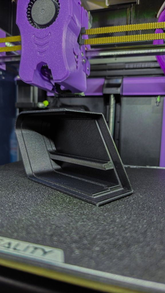 Drukarka 3D Creality K1C z dużą ilością modów.