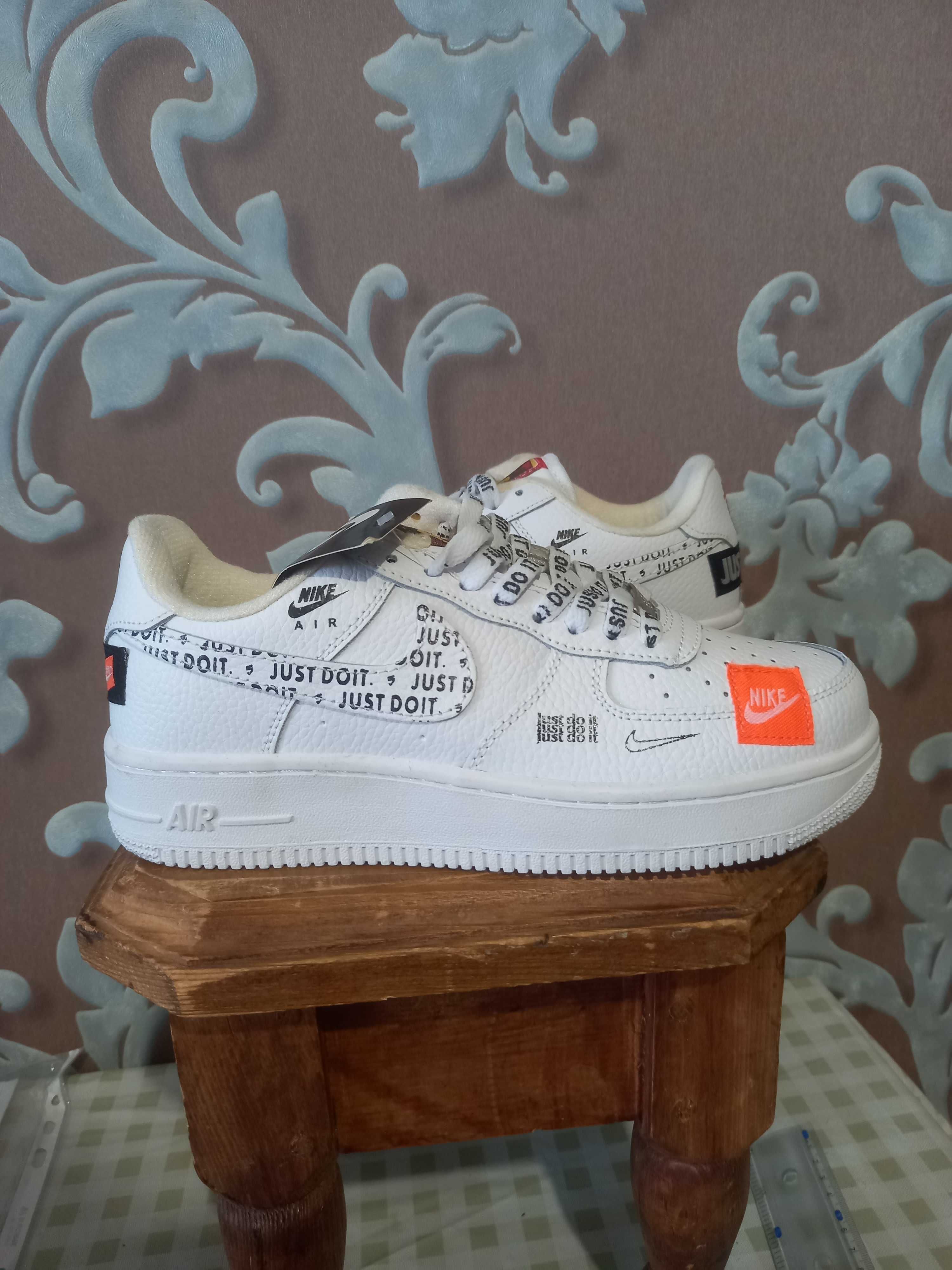 Кроссовки женские Nike Air Force 1 x Off-White Low Just Do It Pack