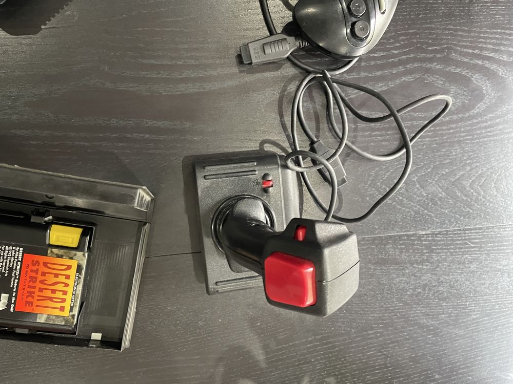 Mega drive com jogo