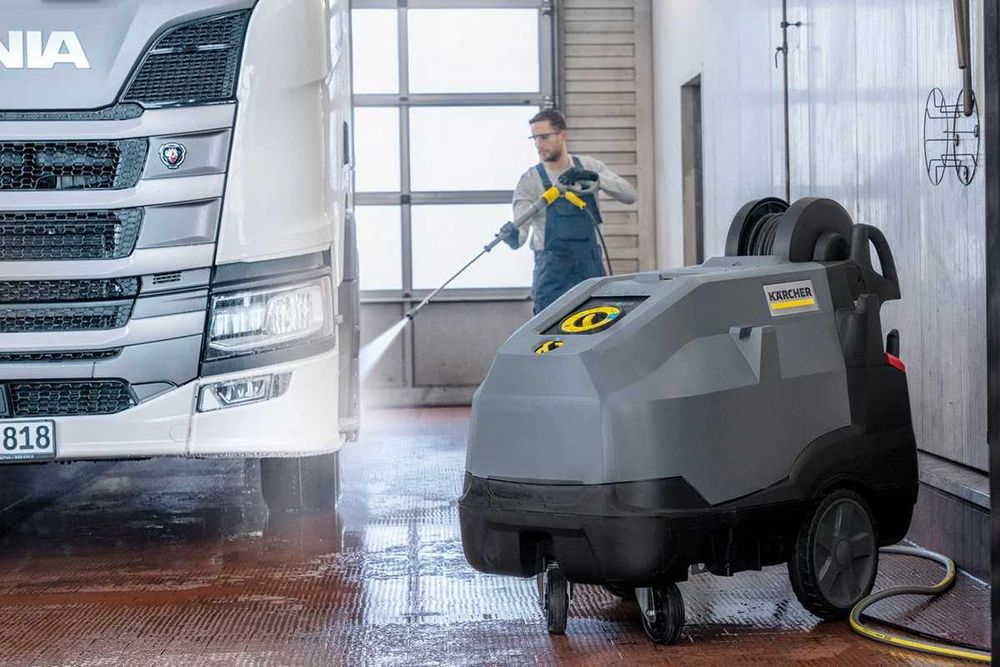 Mobilna Myjnia Mycie gorącą wodą