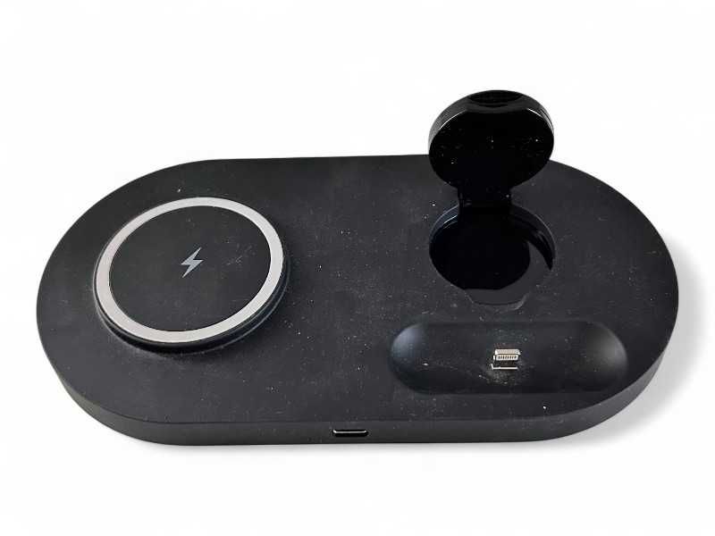 Stacja Ładująca 3W1 Do Apple CW310 P10C67 091