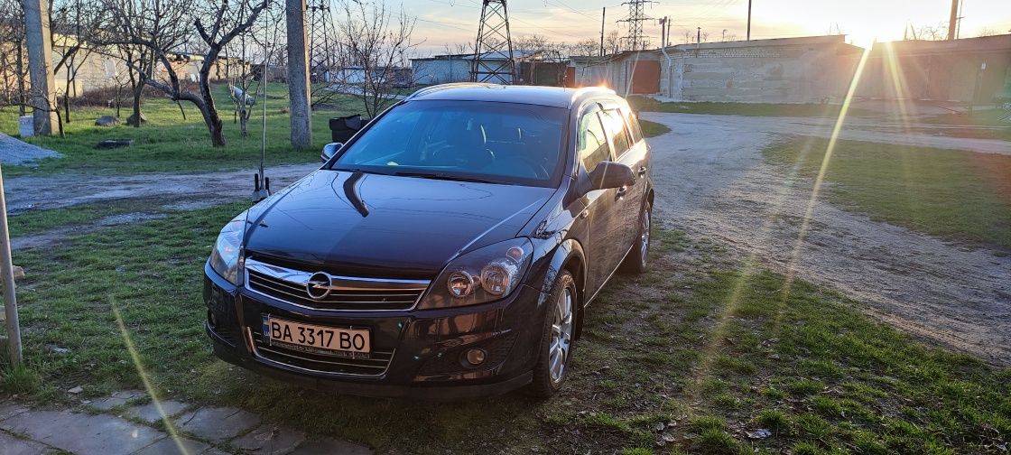 Опель Opel Astra H, Опель астра н