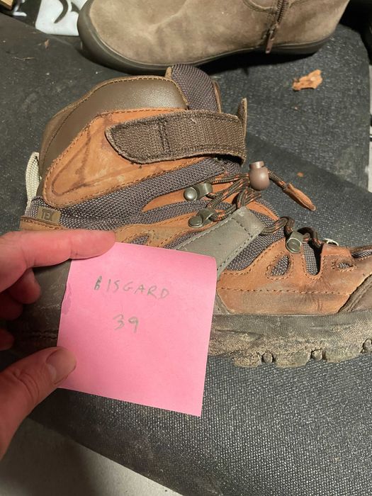 Buty dziecięce - Różne marki i rozmiary (39, 38, 31, 35, 36, 40)