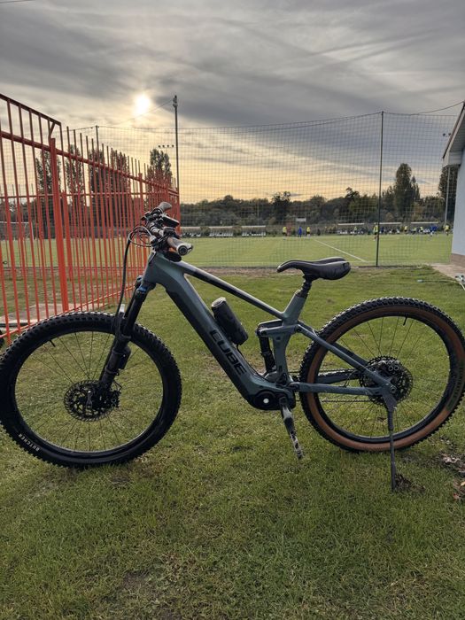 Велосипед ebike cube 750