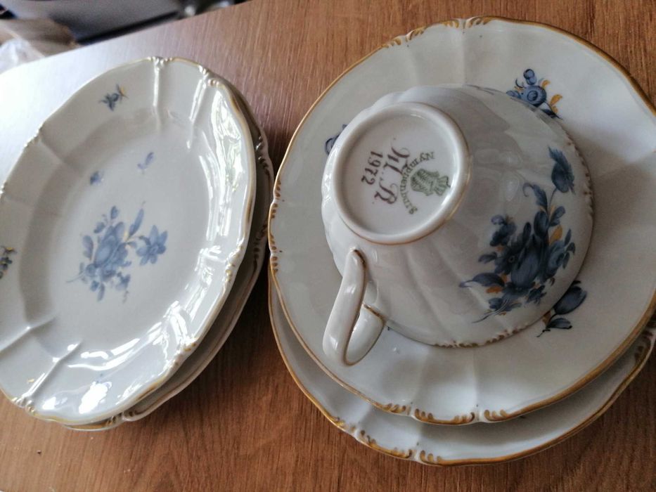 Chávena +2 pires+2 pratos doce porcelana alemã Nymphnenburg