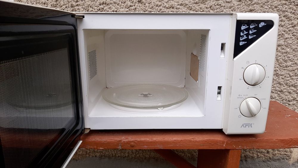 Мікрохвильова піч мікрохвильовка із Німеччини