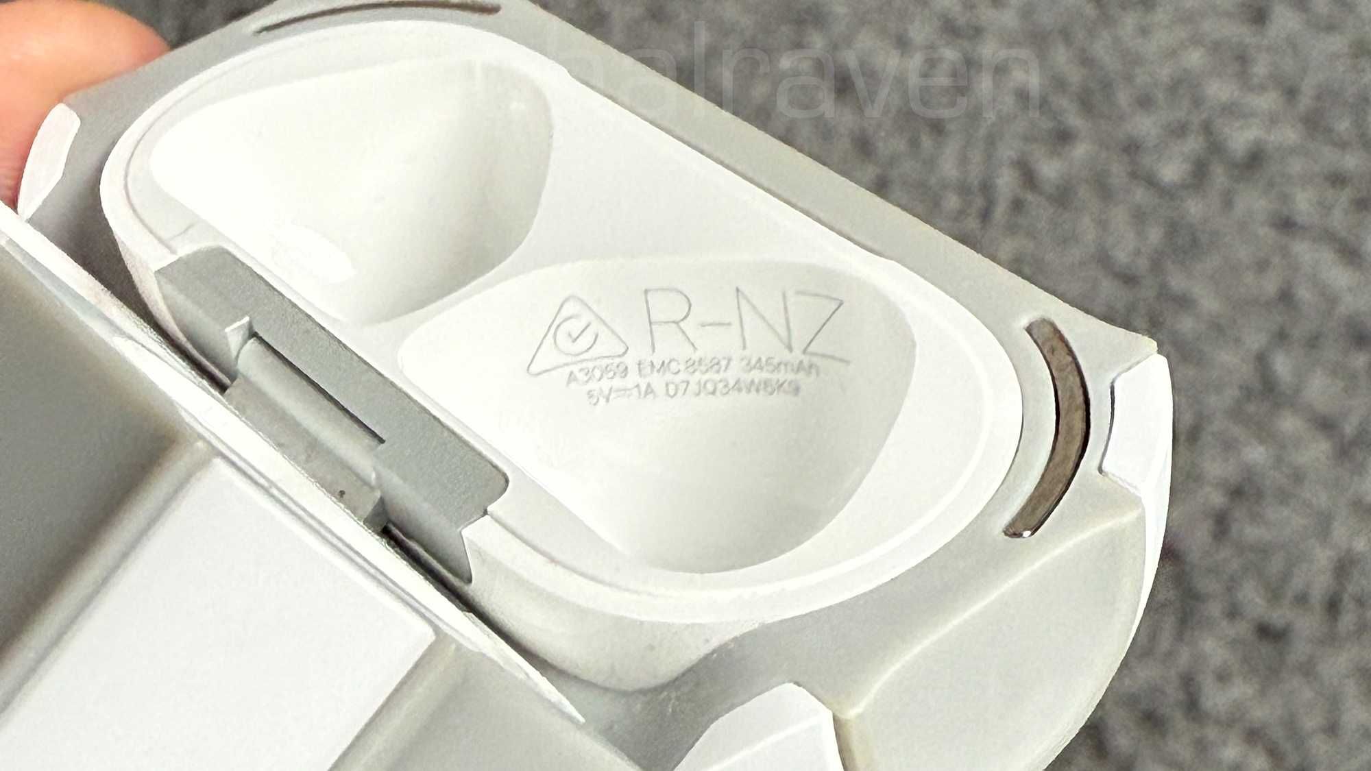 Apple AirPods 4 ANC MXP93ZM/A Gwarancja