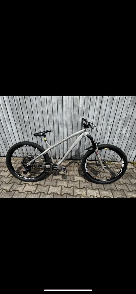 Rower Enduro DARTMOOR HORNET, CUSTOM 2022 {roz. L}
