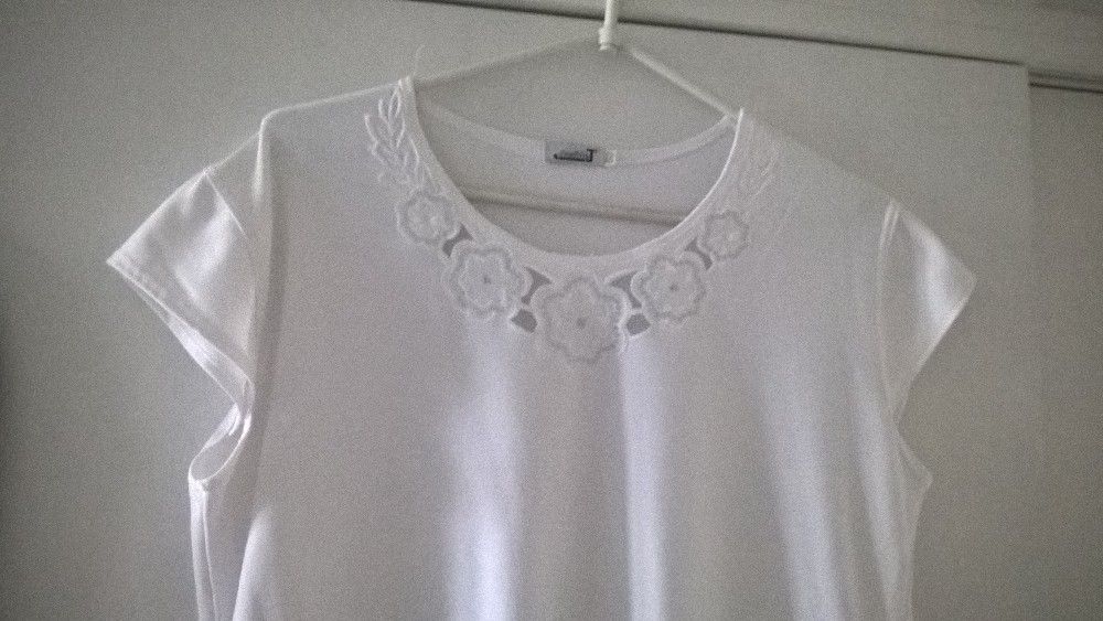 biała bluzka bez prasowania