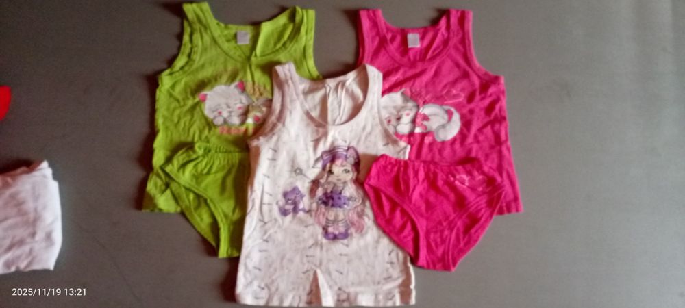 Речі для дівчинки