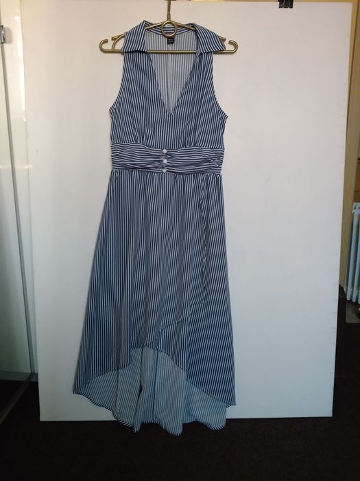 Sukienka letnia asymetryczna