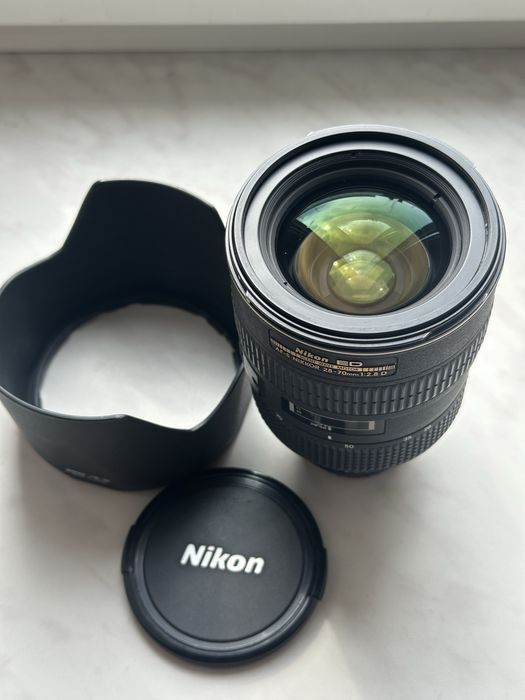 Nikon nikkor 28-70 2.8
