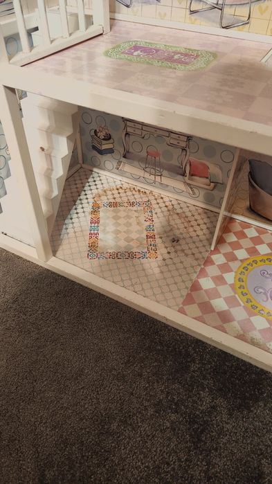 Duży domek dla lalek z garażem + meble