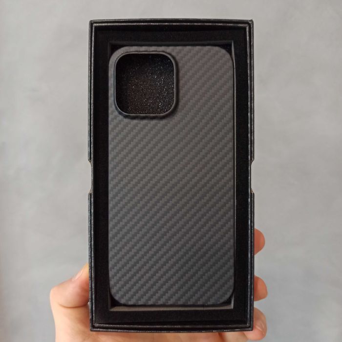 Карбоновый чехол iPhone 14 PRO MAX