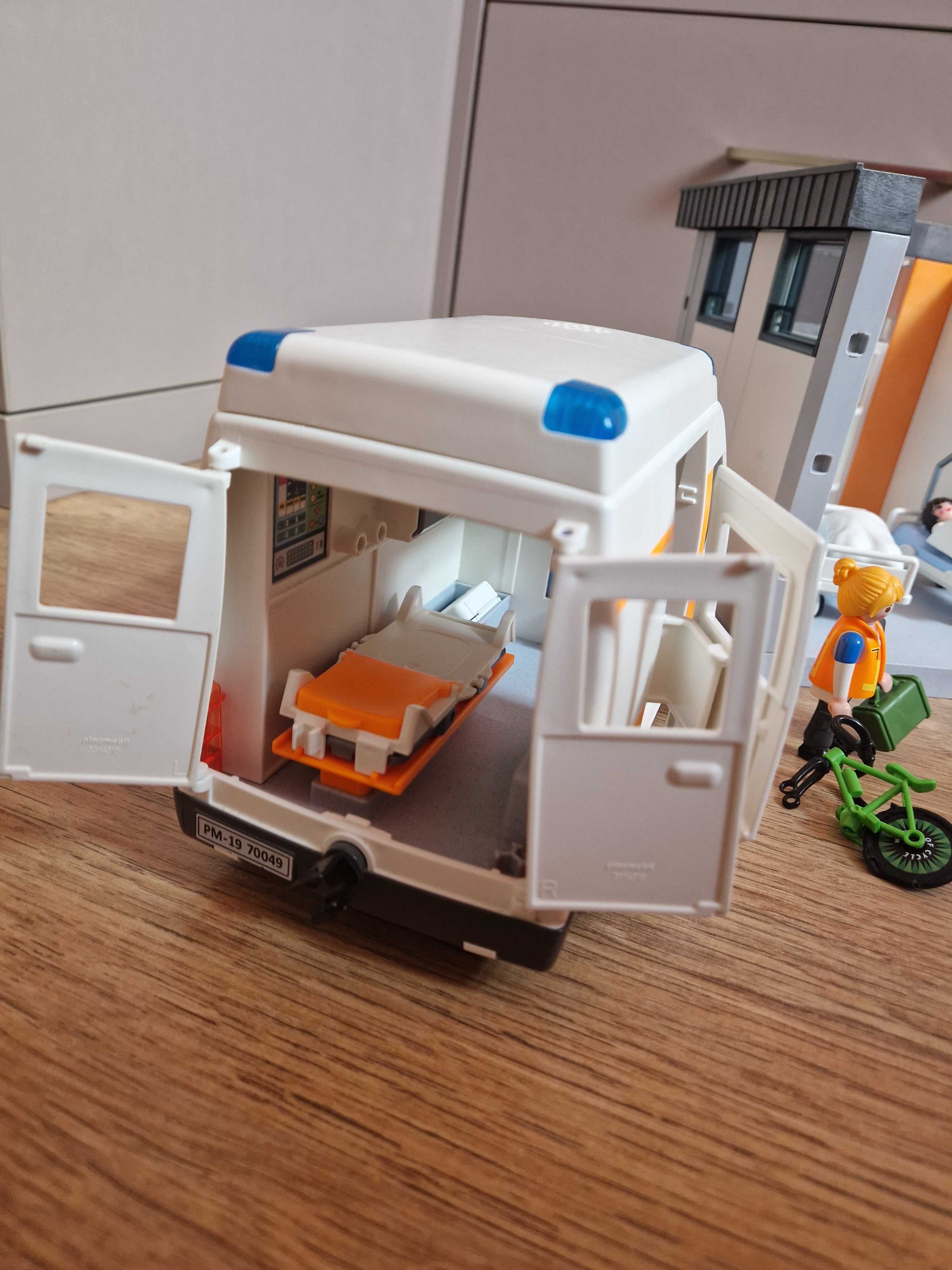 Playmobil szpital 70191 i karetka 70049