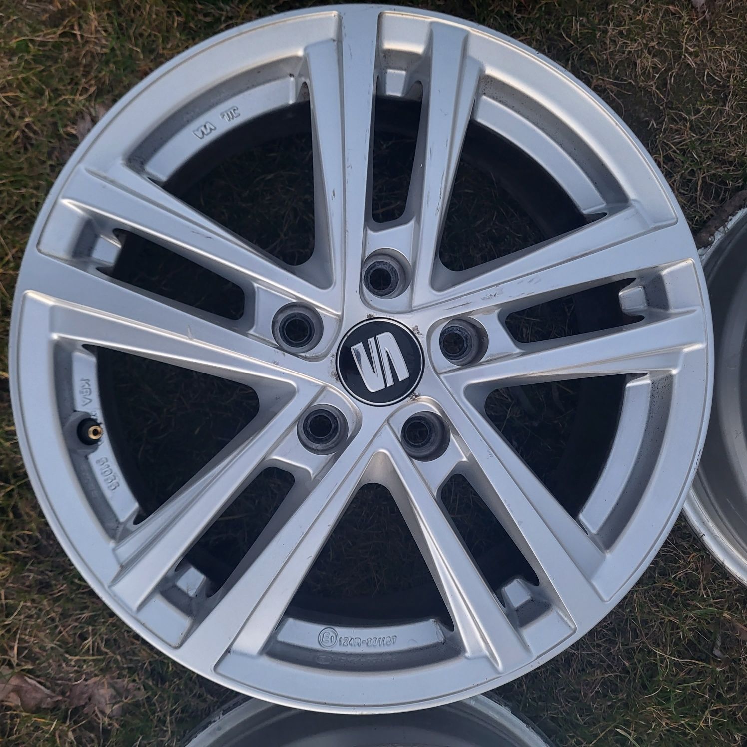 R16 5 112 et 48 7j vw skoda seat mercedes passat touran audi octavia a