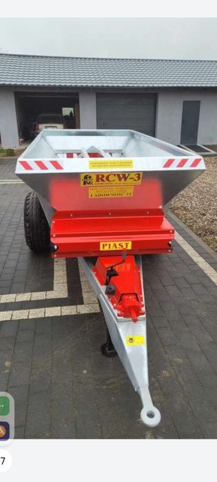 Rozsiewacz RCW 3 do wapna solarka, piaskarka