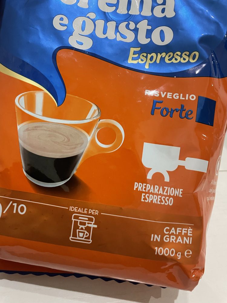 Кофе Lavazza Crema e Gusto Forte зерно 1 кг