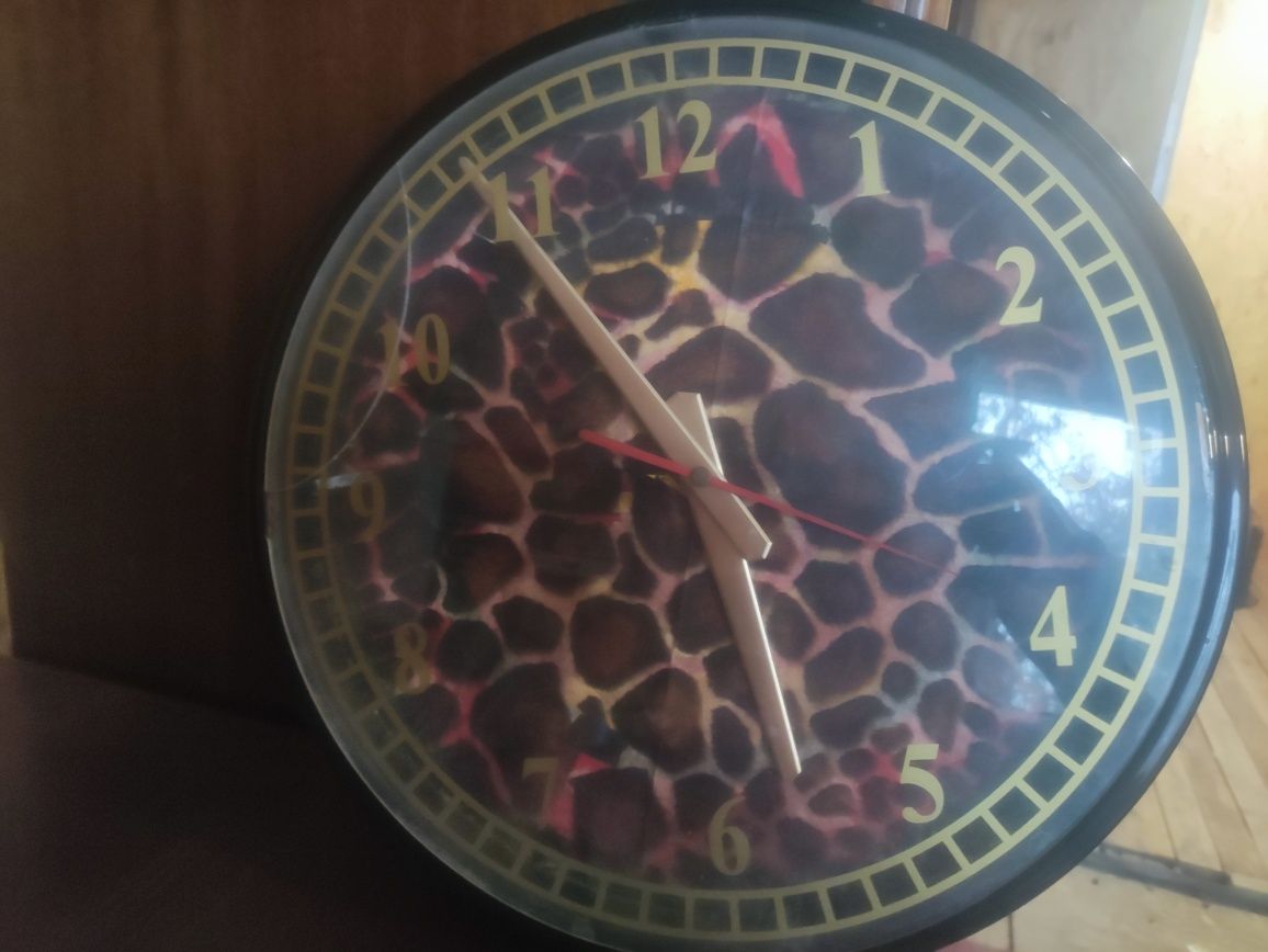 Продам разные часы
