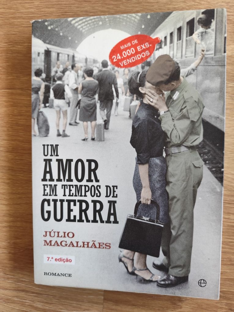 Um amor em tempos de guerra de Julio Magalhães