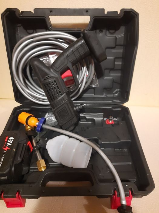 Продам акамуляторну мийку