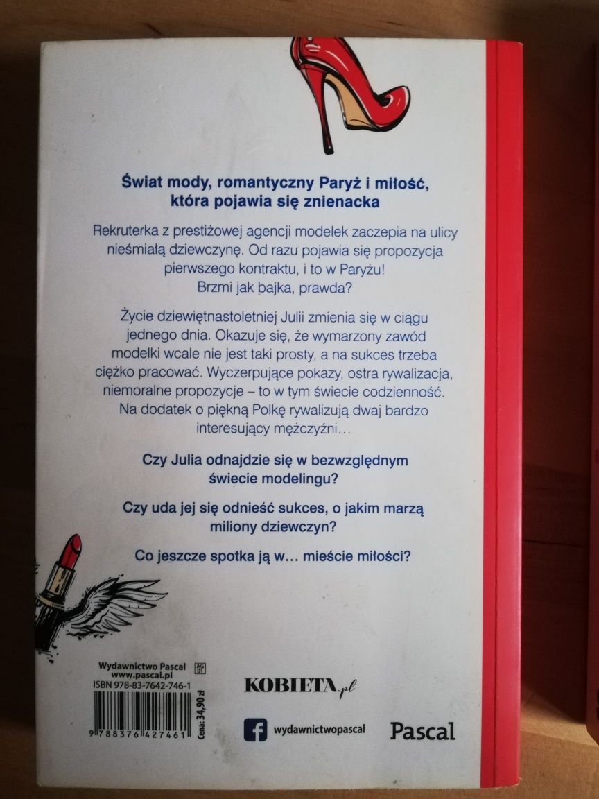 Książki młodzieżowe po 10 zł :)