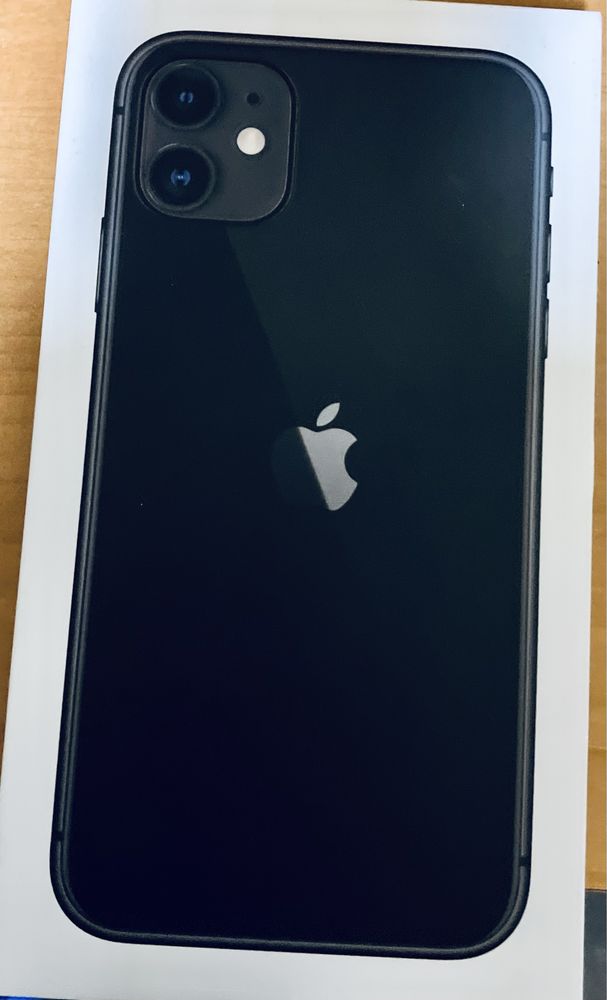 Apple Iphone 11 czarny 64GB NOWY